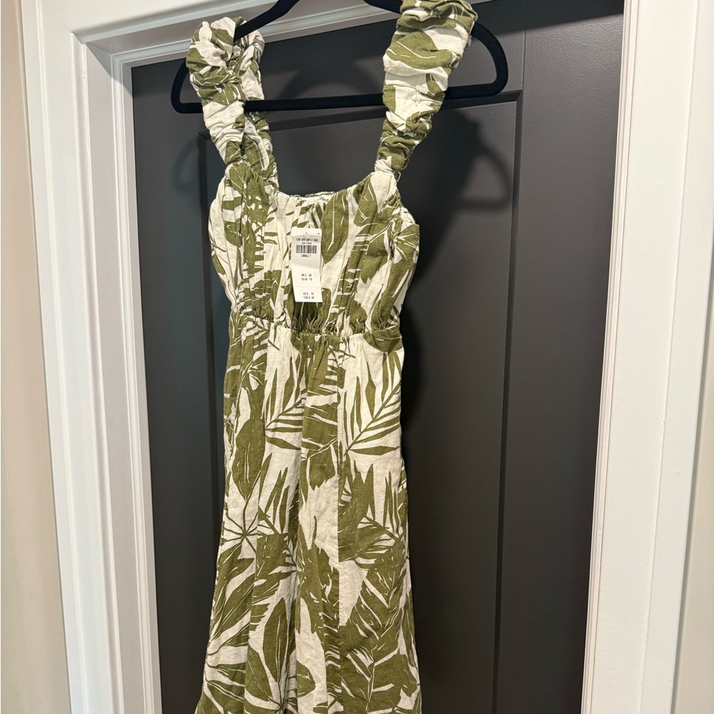Abercrombie & Fitch Green Leaf Pattern Mini Dress